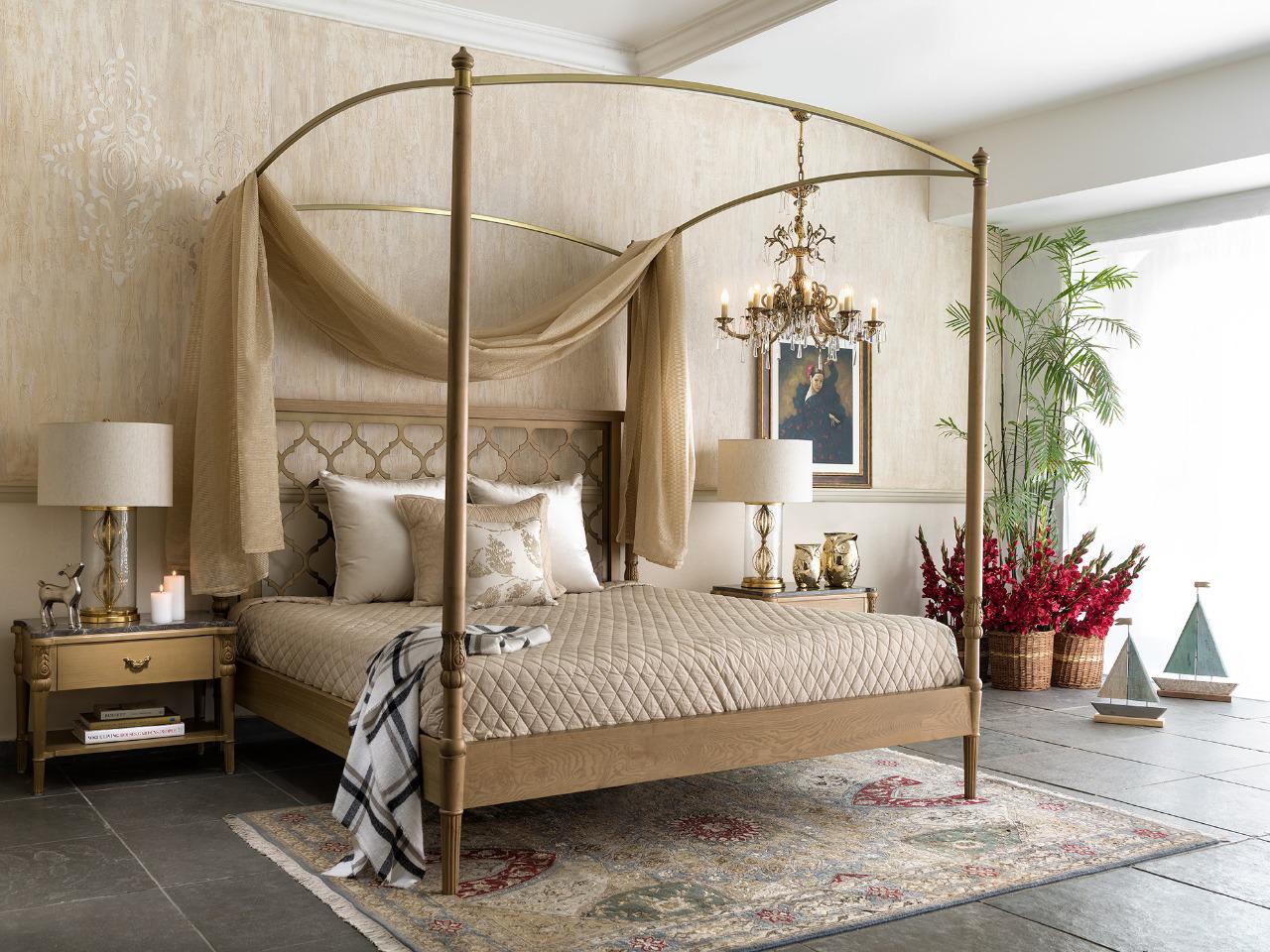 Look no further for a tranquil retreat with these dreamy fourposter